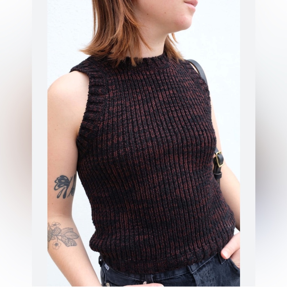ATELIER DELPHINE Boucle Sweater‎ Tank in Espresso, Sz M